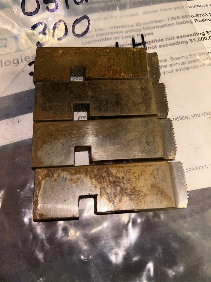 Oster 300 HS Die Set Left Hand 3/8-16 Bolt - Image 3 of 4