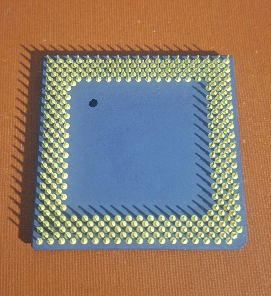 VINTAGE CPU K6-2 400 AFR AMD TESTED PROCESSOR PGA 168 RETRO PC SOCKET SUPER 7 - Immagine 2 di 2