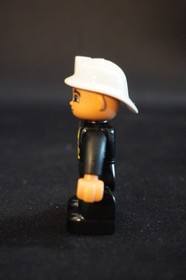Duplo Figure - Male Fireman - Minifig Number: [47394PB122] Set: [5682-1]