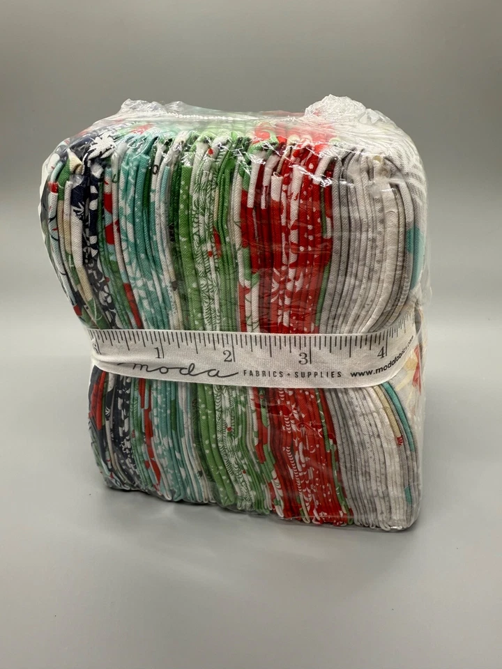 Kate Spain Aurora 26 Fat Quarters Moda Fabrics 27300AB - Image 3 of 4