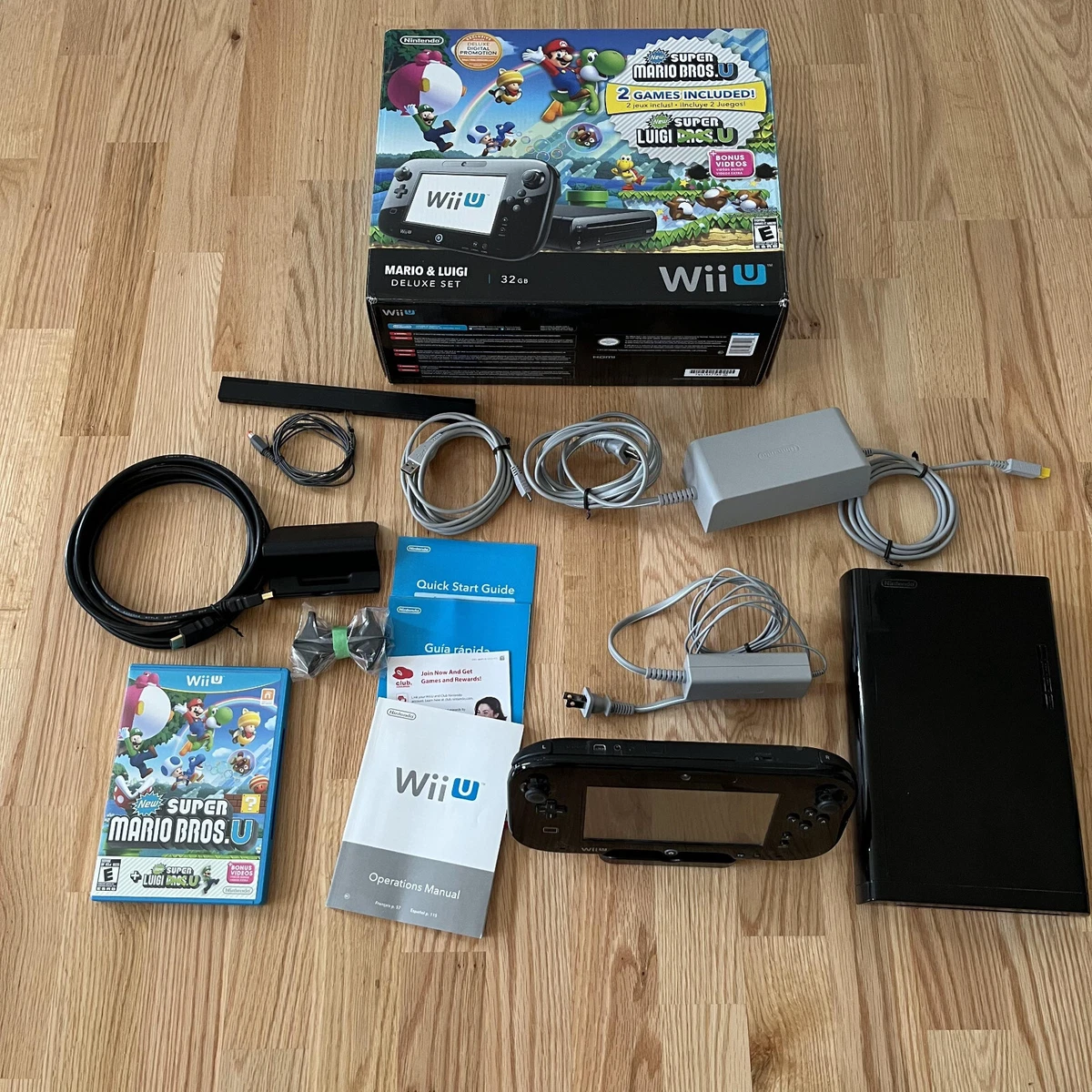 Nintendo Wii U Black Premium Pack (32GB) + New Super Mario Bros.U + New Super Luigi U