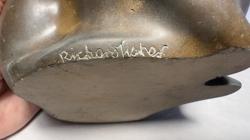 Vintage Mid Century Signed Bronzed Sculpture Otter Figure by Richard Fisher - Picture 15 of 15