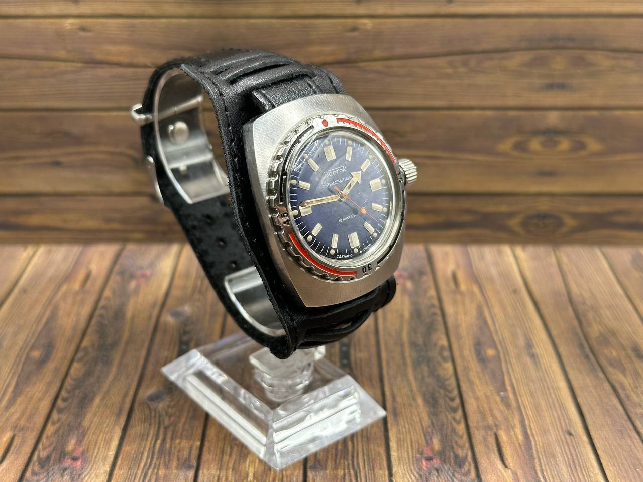 Vintage Soviet watch Vostok amphibia barrel 2209 18 jew. military made in USSR