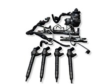 Audi Q3 8U 2013 Fuel injection system set 0445010529 130kW GENUINE LIU40072