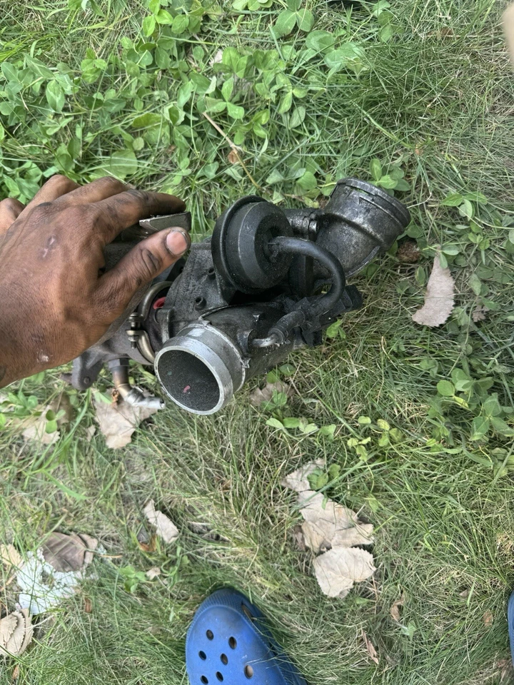 Volkswagen CC 2009-2012 2,0 L turbo colector de escape con turbocompresor Foto 4 de 4