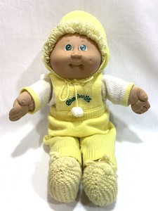 Vtg 1985 Cabbage Patch Kids Girl Doll Yellow Hair Green Eyes Knit