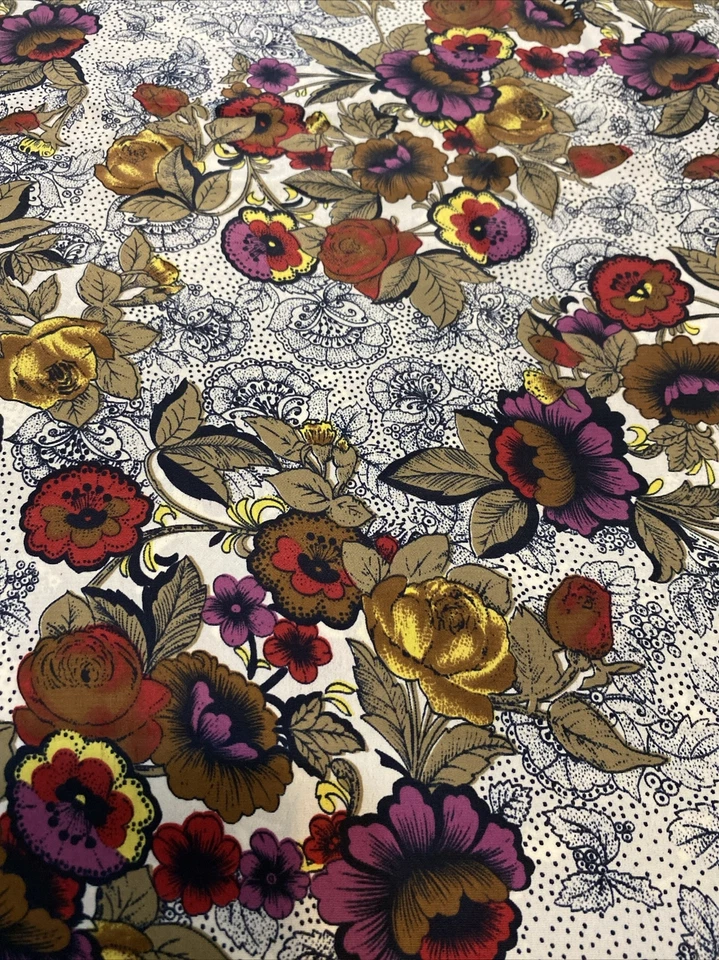 Vintage Dressmaker Fabric Floral 3.5 yards 90's Exotic Roses 46" wide slinky - Image 2 of 4