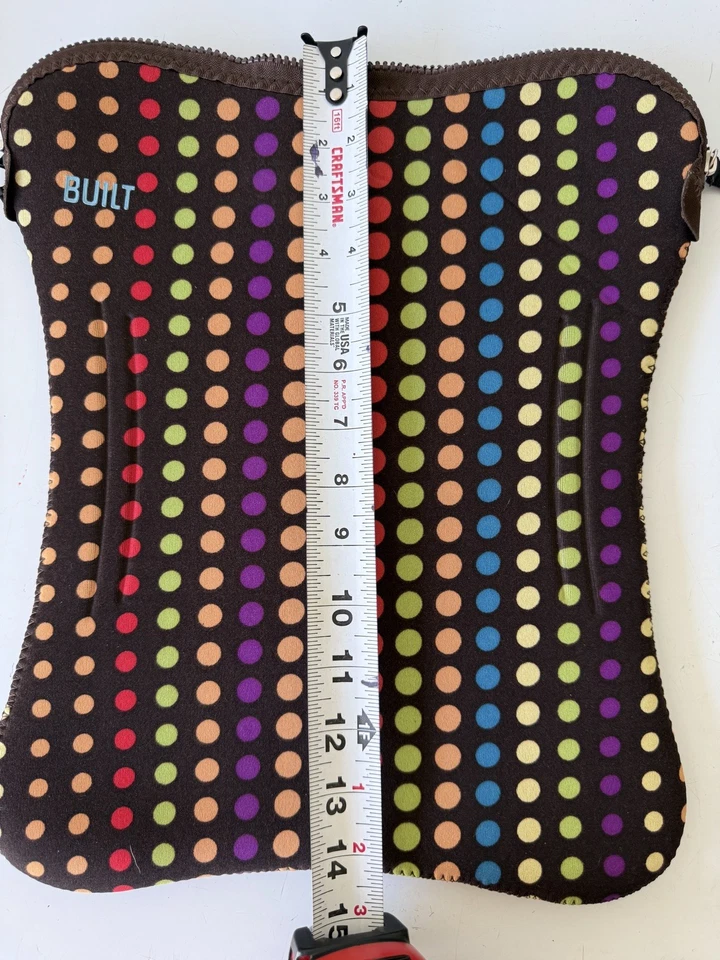 Funda para ordenador CONSTRUIDA NY neopreno con cremallera 14" x 10’ puntos arco iris Foto 4 de 4