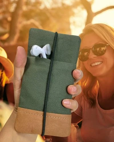 Moin Padded Cotton Phone Sleeve with Rubber Closure - Handmade Case for iPhone - Picture 5 of 8