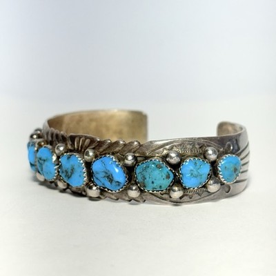 Wilbert Benally Navajo Sterling Silver Turquoise 17mm 6.75