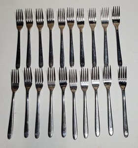 Lot of 20 Lufthansa stainless forks