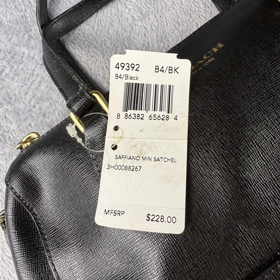 ТРЕНЕР черный Saffiano кожи мини сумка с ремнем. НОВЫЙ С ЯРЛЫКАМИ! - Изображение 4 из 4