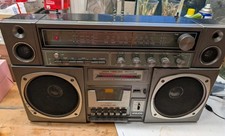 WILCO Portable BOOMBOX CRS-1049 Radio FM Stereo ShortWave Cassette