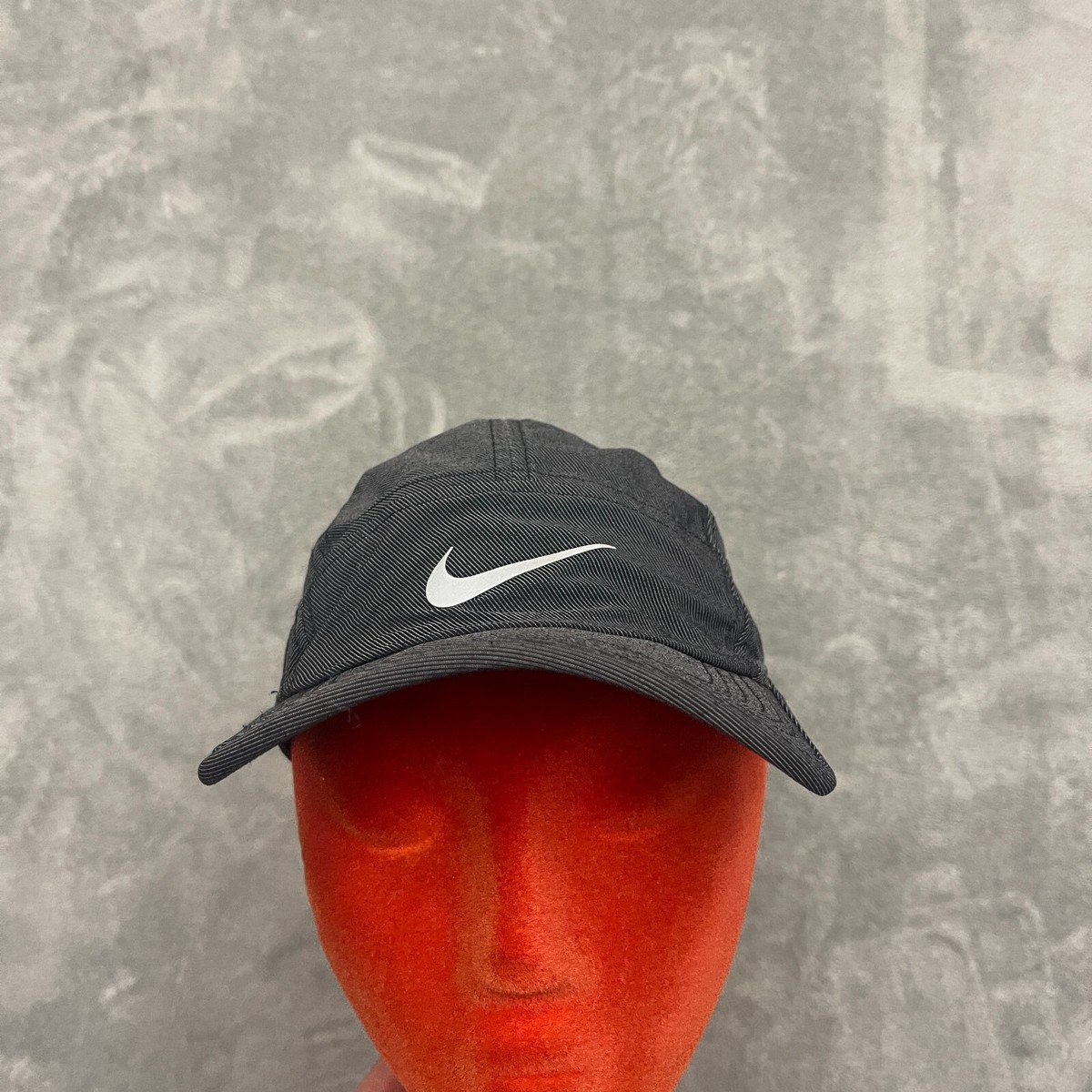 black nike running hat women's