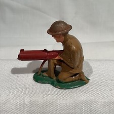 BARCLAY B9 MACHINE GUNNER, SHORT STRIDE, TIN HELMET, EX , CIRCA 1935  B 