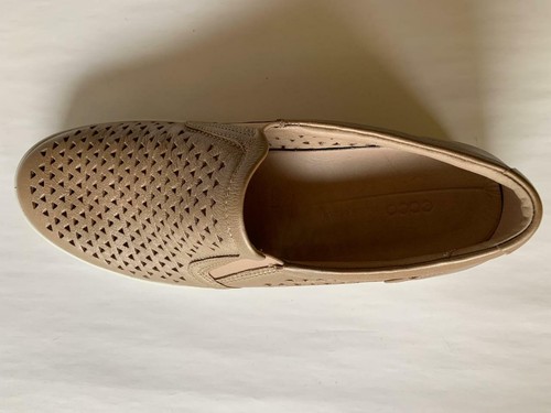 ECCO Metallic Champagne Laser Cut Leather Fashion Walking Sneaks NWB Sz EU 42 M - Picture 6 of 10
