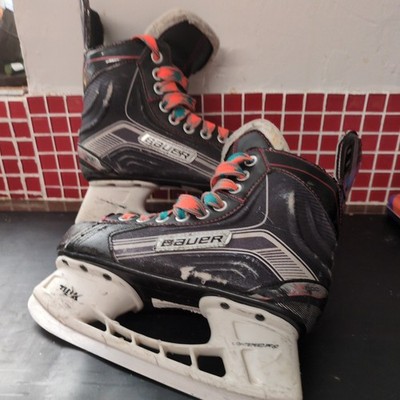 Bauer Vapor X300 Eishockey Schlittschuhe Größe 3,5 UK Fit R gebrauchter Zustand 