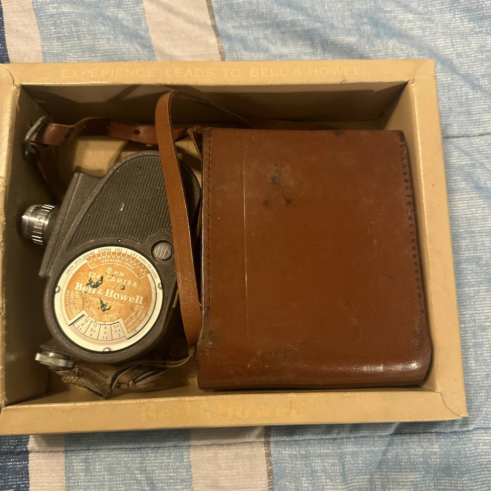 Lente de cámara de película colimada de precisión Bell & Howell de colección 2 1/2 x teleobjetivo con caja Foto 2 de 4