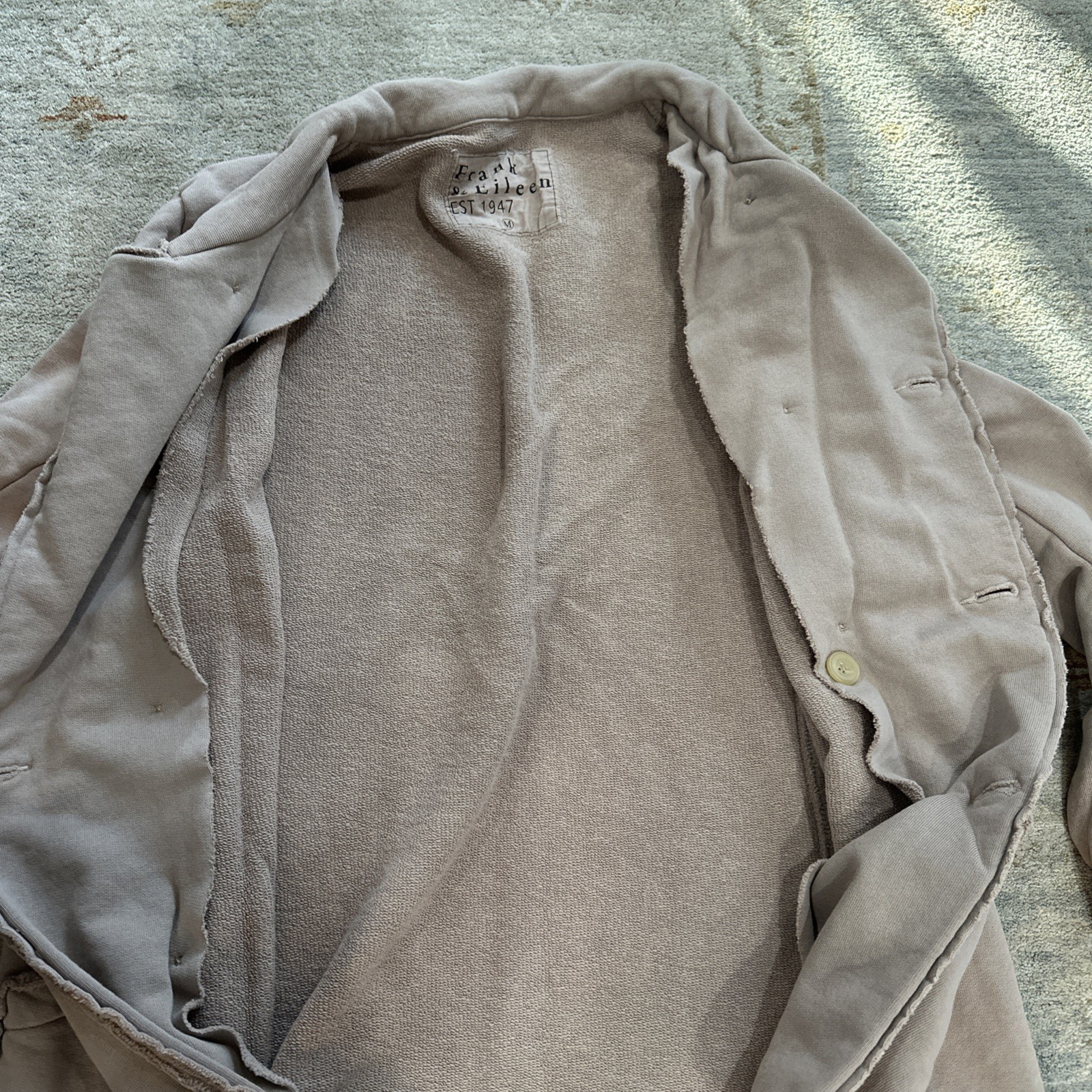 Frank and Eileen Belfast Medium - image 4