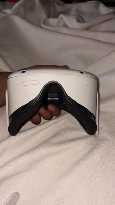 Oculus Quest 2 Standalone VR Headset, White, USB-C, MPN KW49CM