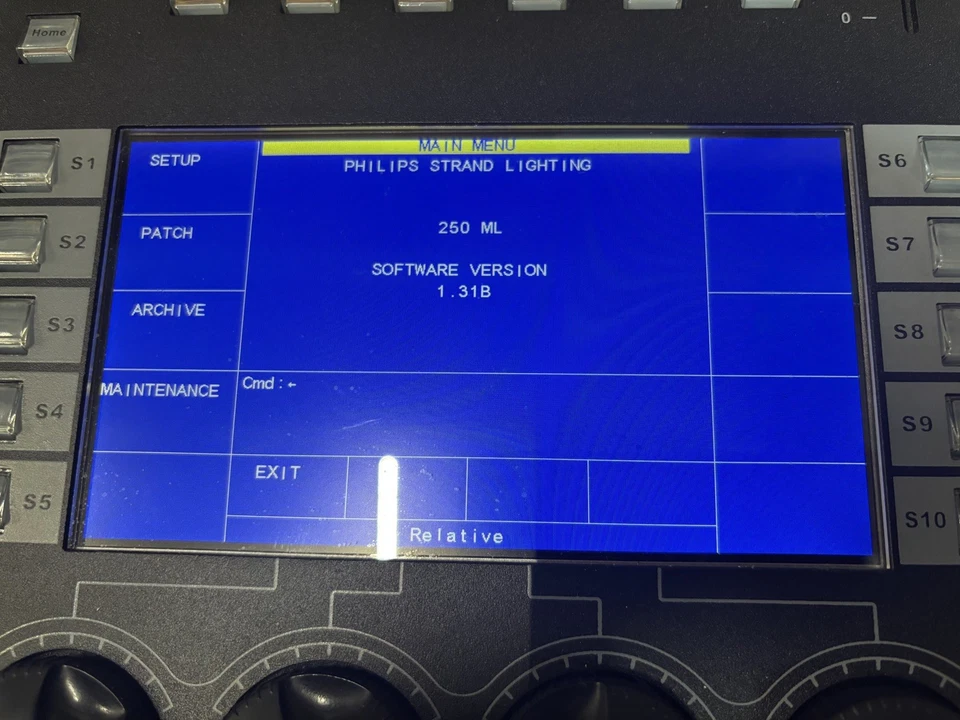 Consola de iluminación Philips Strand 250ML DMX con monitor Foto 2 de 4