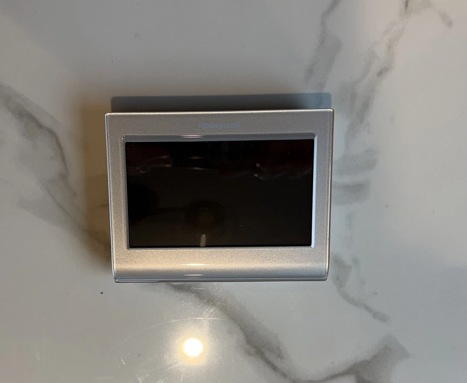 Honeywell Home RTH9585WF1004 Wi-Fi Smart Color Thermostat