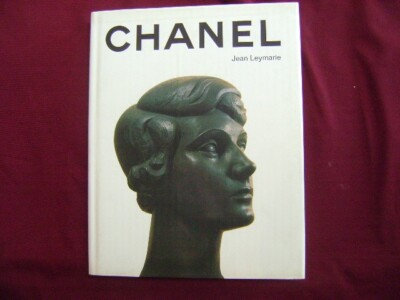 Leymarie, Jean. Chanel. 2010. Illustrated in black, white and