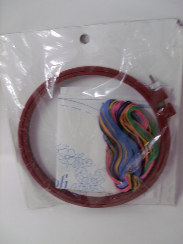 Dimensions BELIEVE IN YOURSELF Floss Crewel Embroidery Kit w/Hoop 