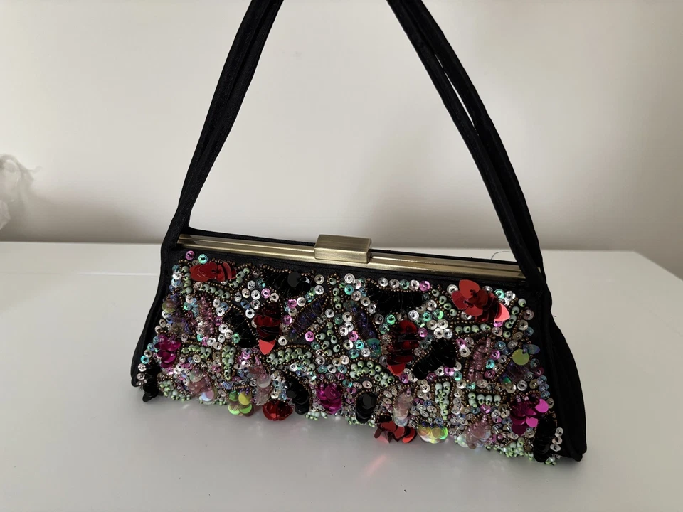 Bolso de mano Sasha satinado lentejuelas florales con cuentas con cierre Kisslock vintage años 90 Foto 2 de 4