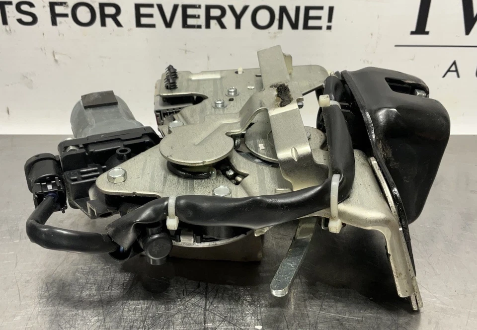 Chrysler Town & Country Power 2011-2016 puerta levadiza bloqueo pestillo actuador motor OEM Foto 4 de 4