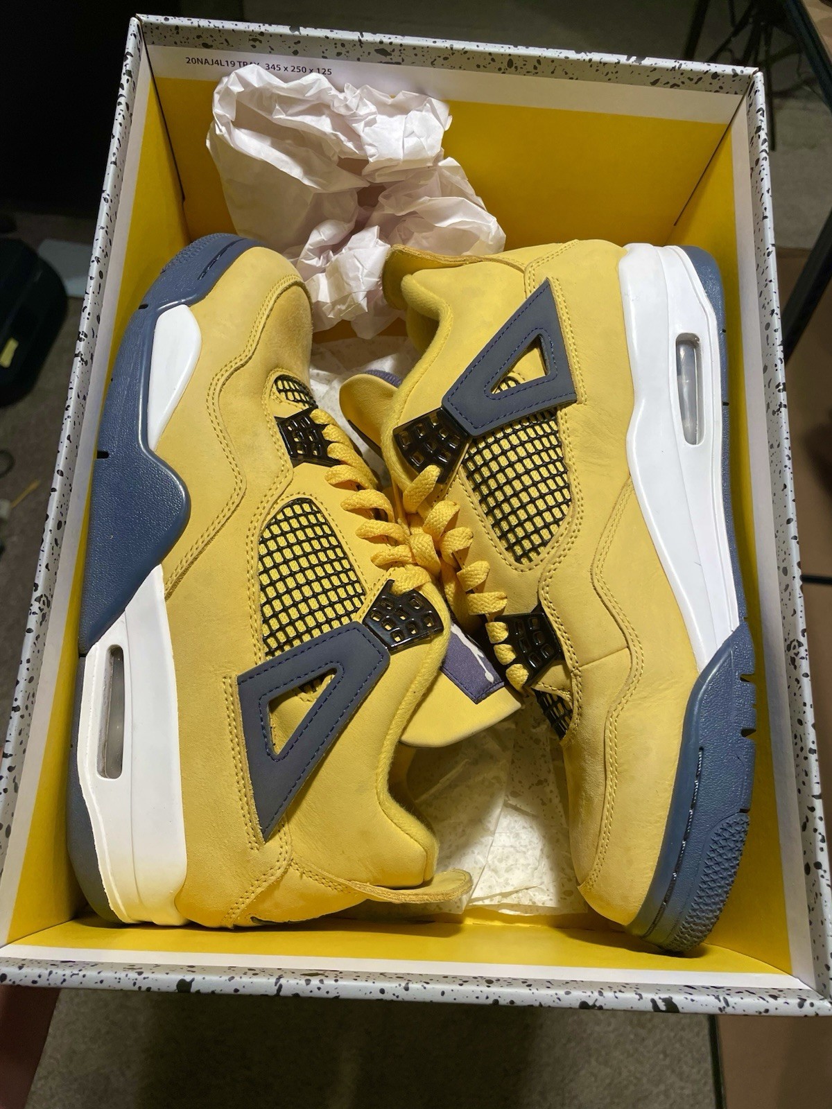 Size 9.5 - Jordan 4 Retro Mid Lightning