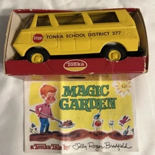 Vintage Tonka Toy School Bus District 277 Storybook "Magic Garden" Pressed Steel