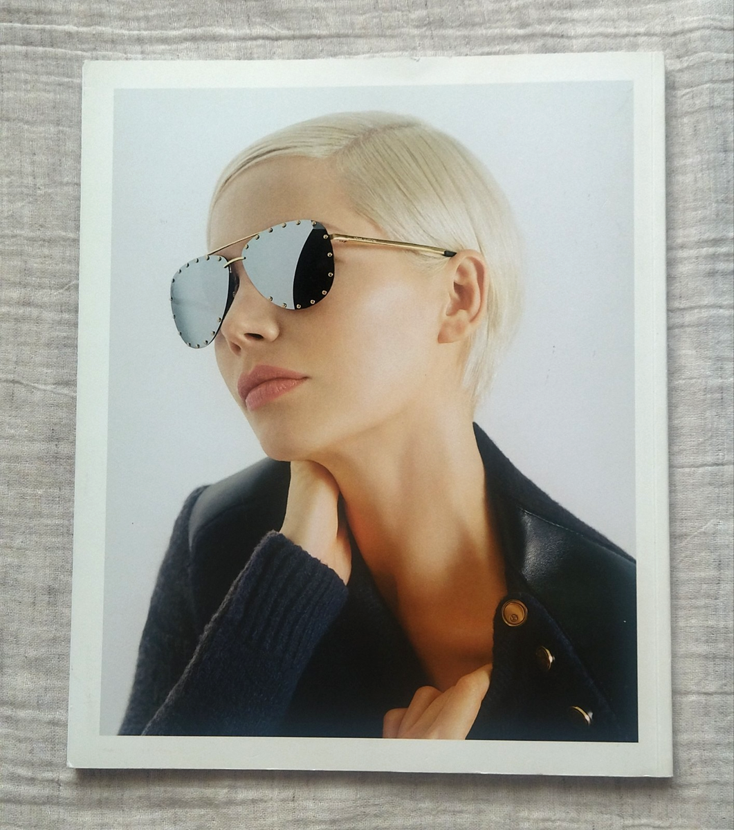 LOUIS VUITTON THE BOOK #6 Catalog - 2017 DA VINCI Mona Lisa