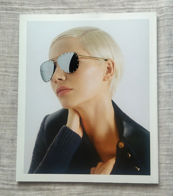 LOUIS VUITTON THE BOOK #6 Catalog - 2017 DA VINCI Mona Lisa
