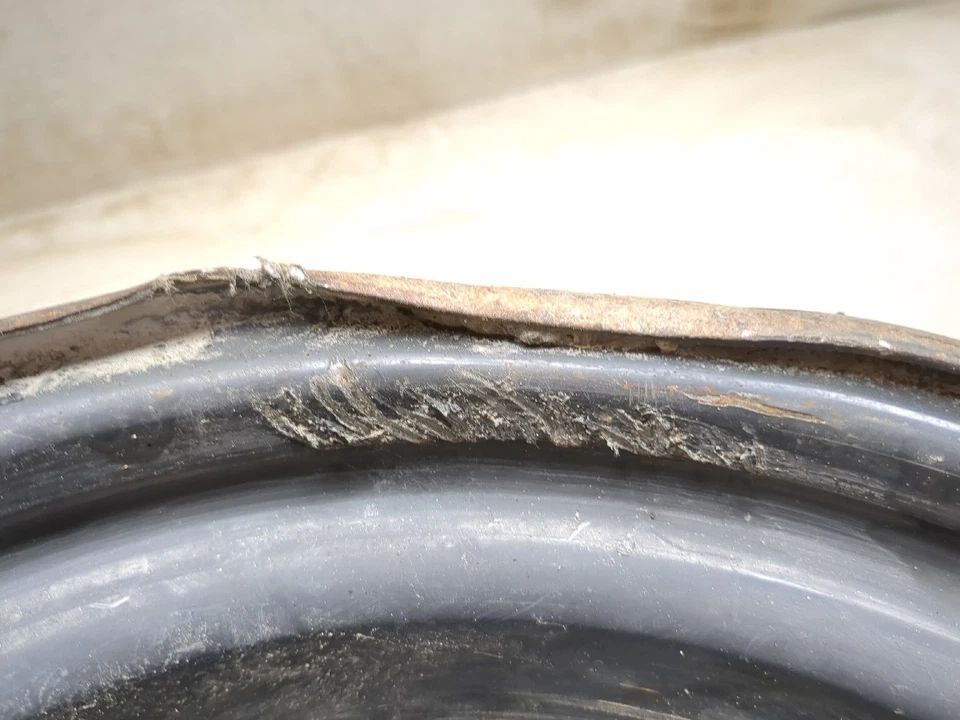 06-10 Kubtoa RTV 900 前轮边缘弯曲唇 12X8.50 — 第 4/4 张图片