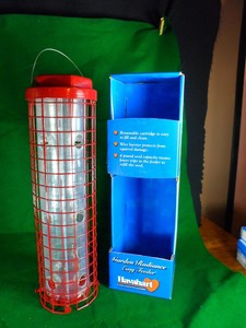 New Havahart Model 102 Squirrel Proof Bird Feeder Ebay