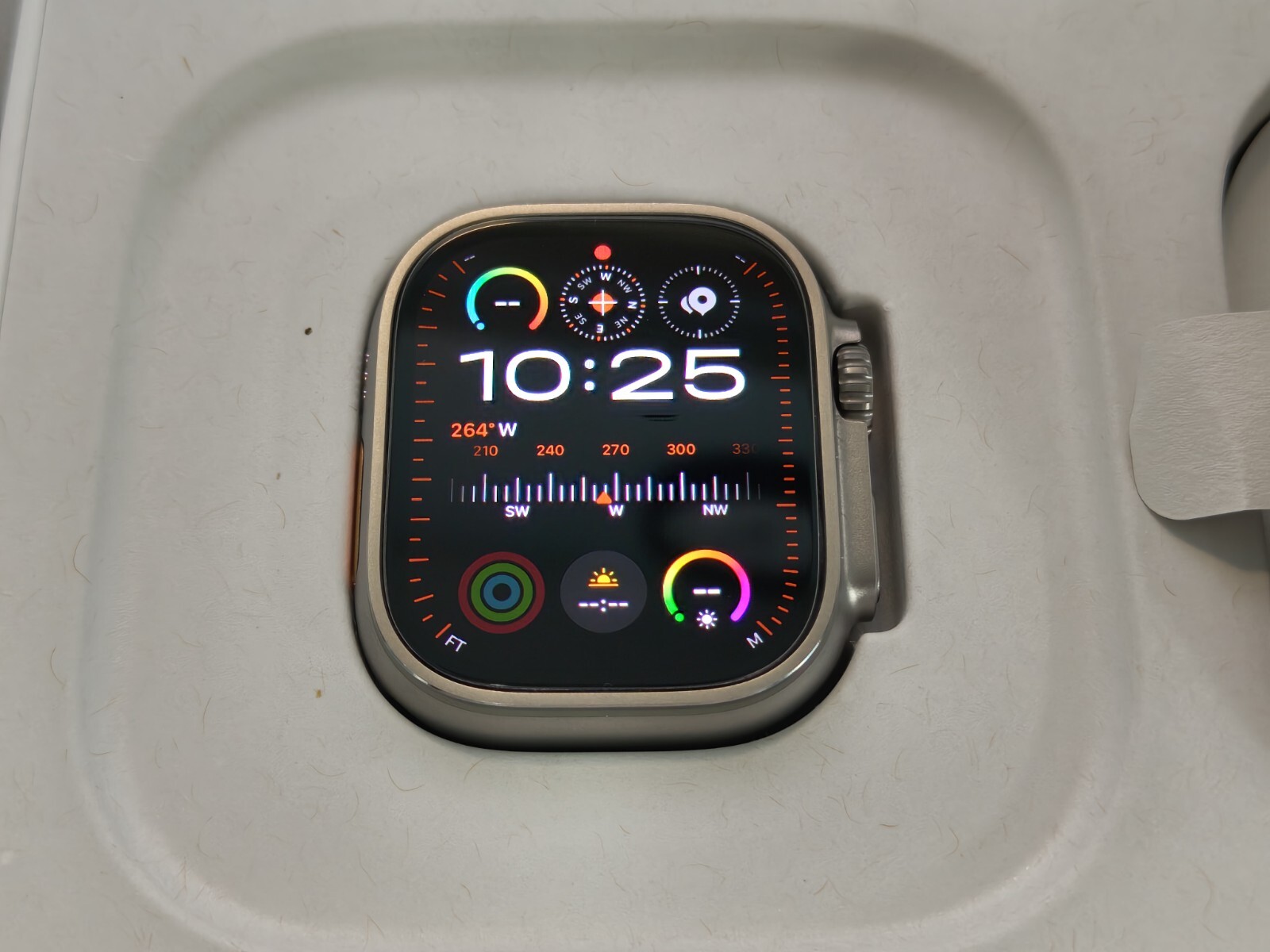 Apple Watch Ultra 2 49mm Titanium Case with Ocean Band - Orange 