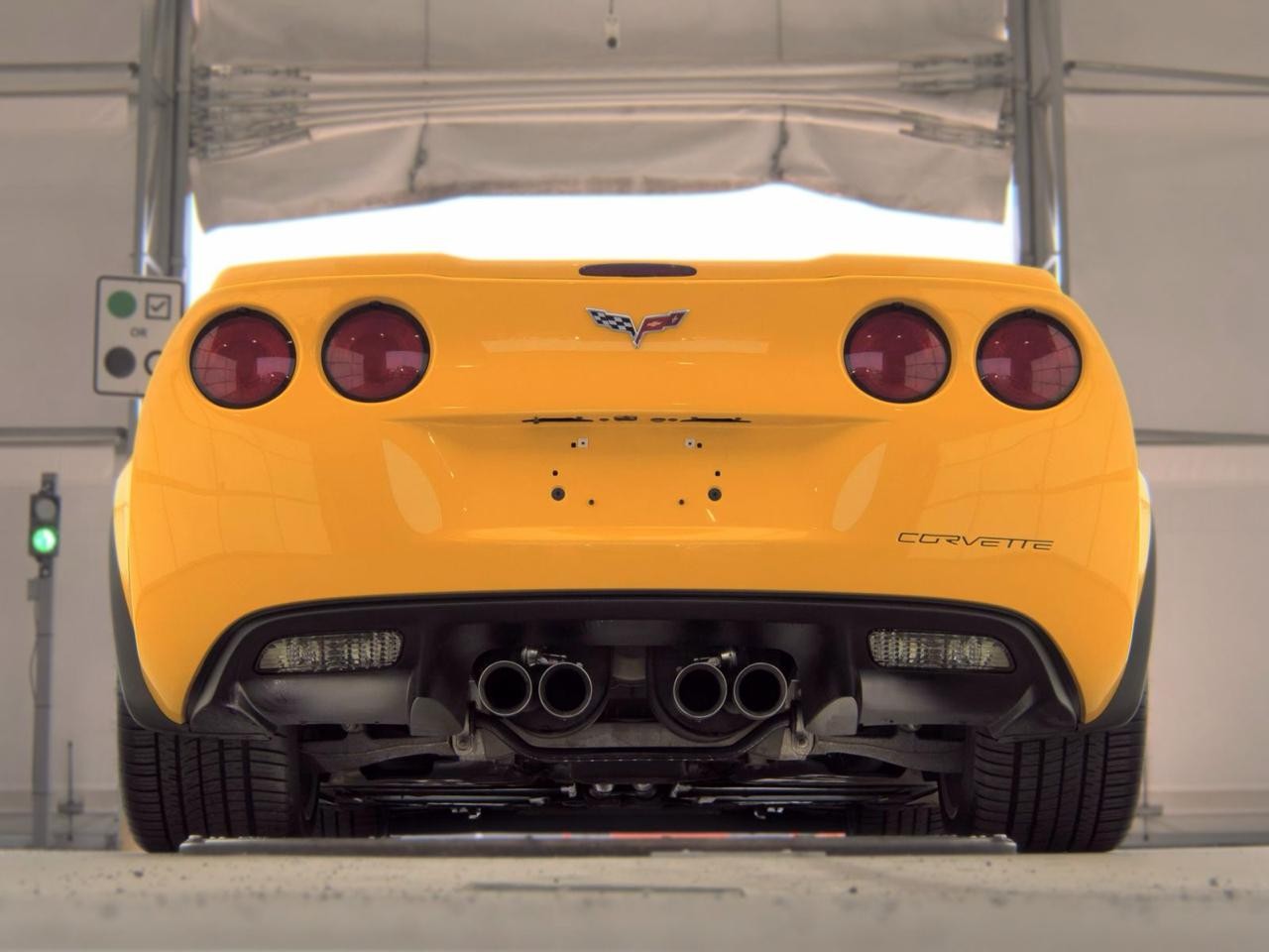 2010 Yellow Chevrolet Corvette   | C6 Corvette Photo 7