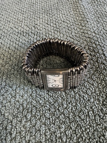 Charming Charlie White Dial Silver Tone Rectangle Safety Pin Stretch Watch Punk! - Picture 4 of 6