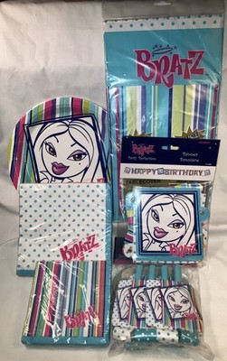 BRATZ Birthday Party Supplies For 8 GUESTS Plates Napkins Table Cloth Banner