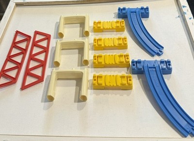 Tomy Zugset Eisenbahn Brücke Teile (2001) Vintage Tomy Set Pieces.
