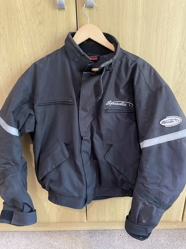 Spada Curve wasserdichte Motorradjacke groß schwarz Sportmotorrad