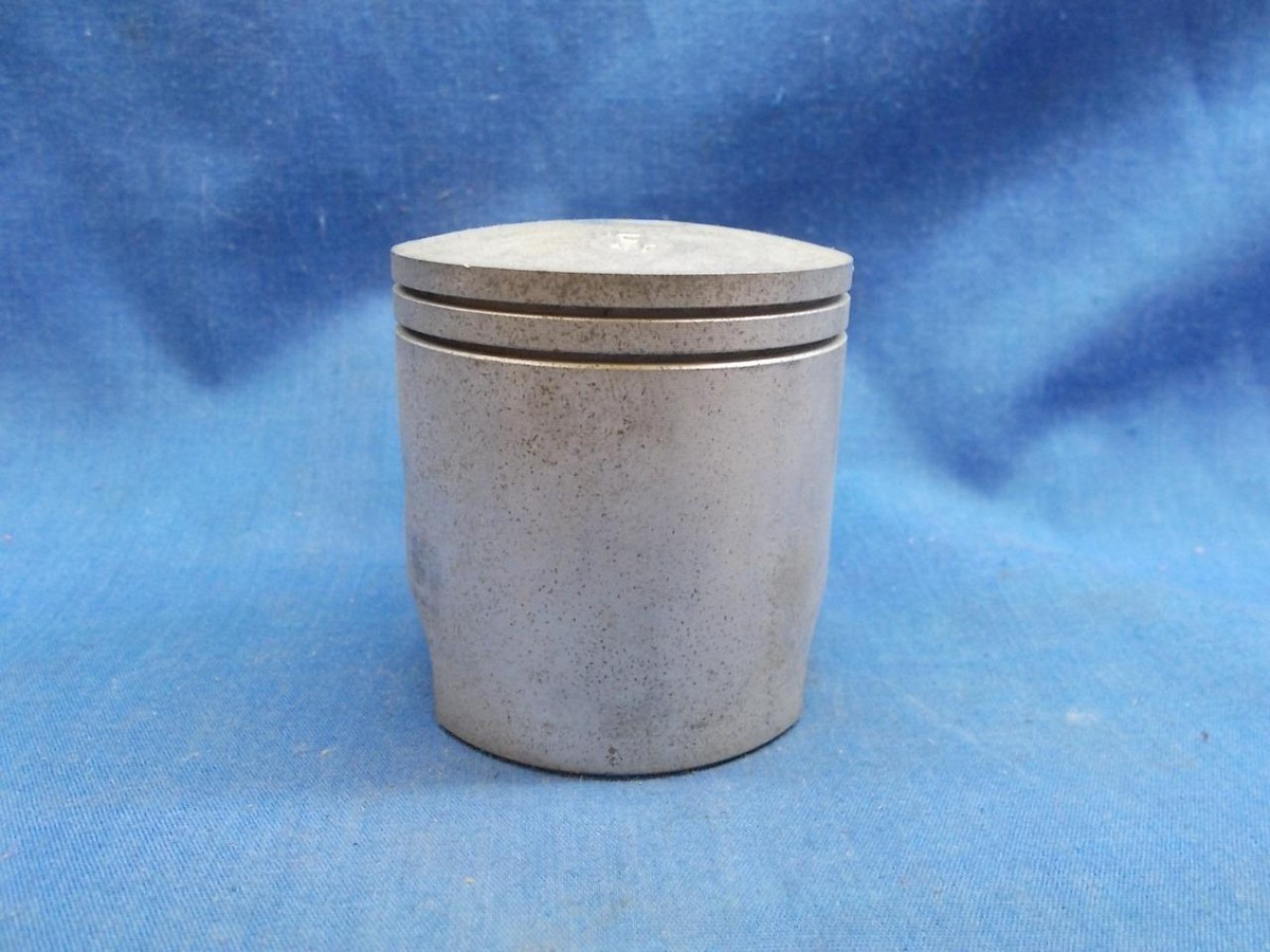 Yamaha 4V1-11636-00. OEM Piston. .50os. Fits Yamaha YZ80(81). P274