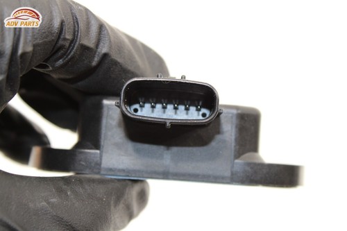 2010 - 2020 TOYOTA 4RUNNER YAW RATE SENSOR CONTROL MODULE OEM - Picture 5 of 6