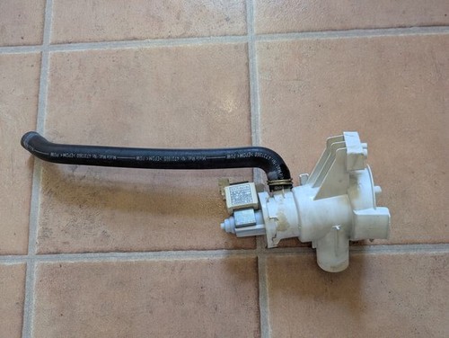 Miele Waschmaschine Laugenpumpe Ablauf  Pumpe mit Flusensieb