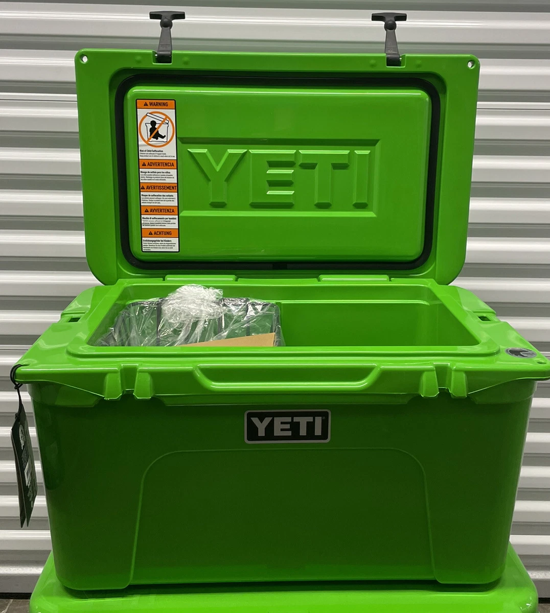 YETI Tundra 45 Hard Cooler Limited Color - Canopy Green