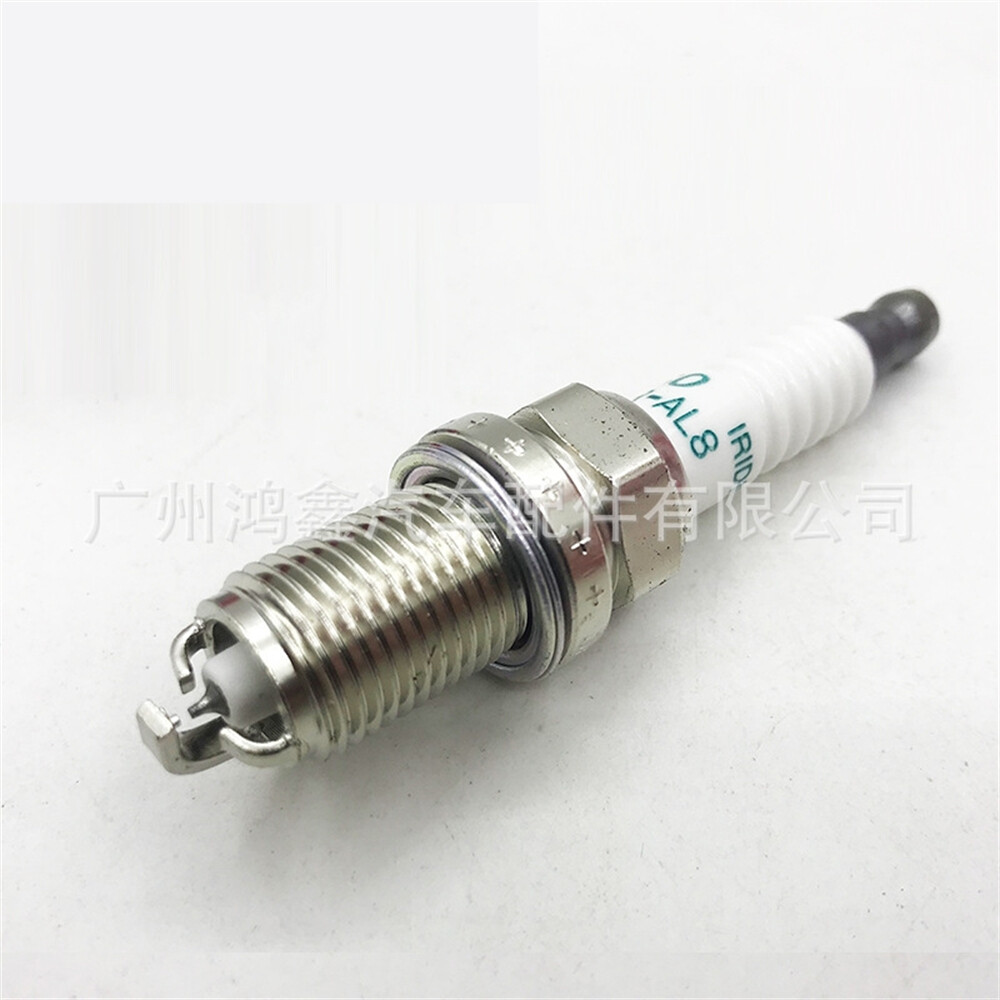 4 Pcs 90919-01284 Spark Plugs For TOYOTA Yaris Aqua Sienta Prius C