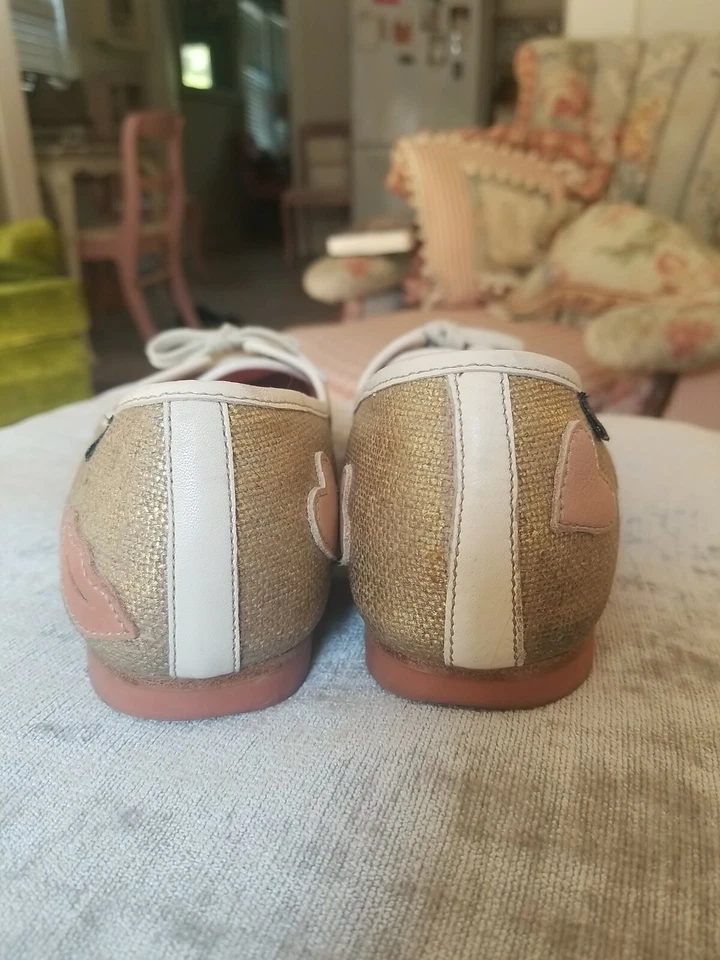 Sapatilhas de couro CAMPER "LOVE" EUR 38/8 ouro metálico linho com corações lábios - Imagem 4 de 4