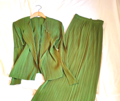 Issey Miyake Pleats Please Jacket & Skirt Set Green Pleated Woman