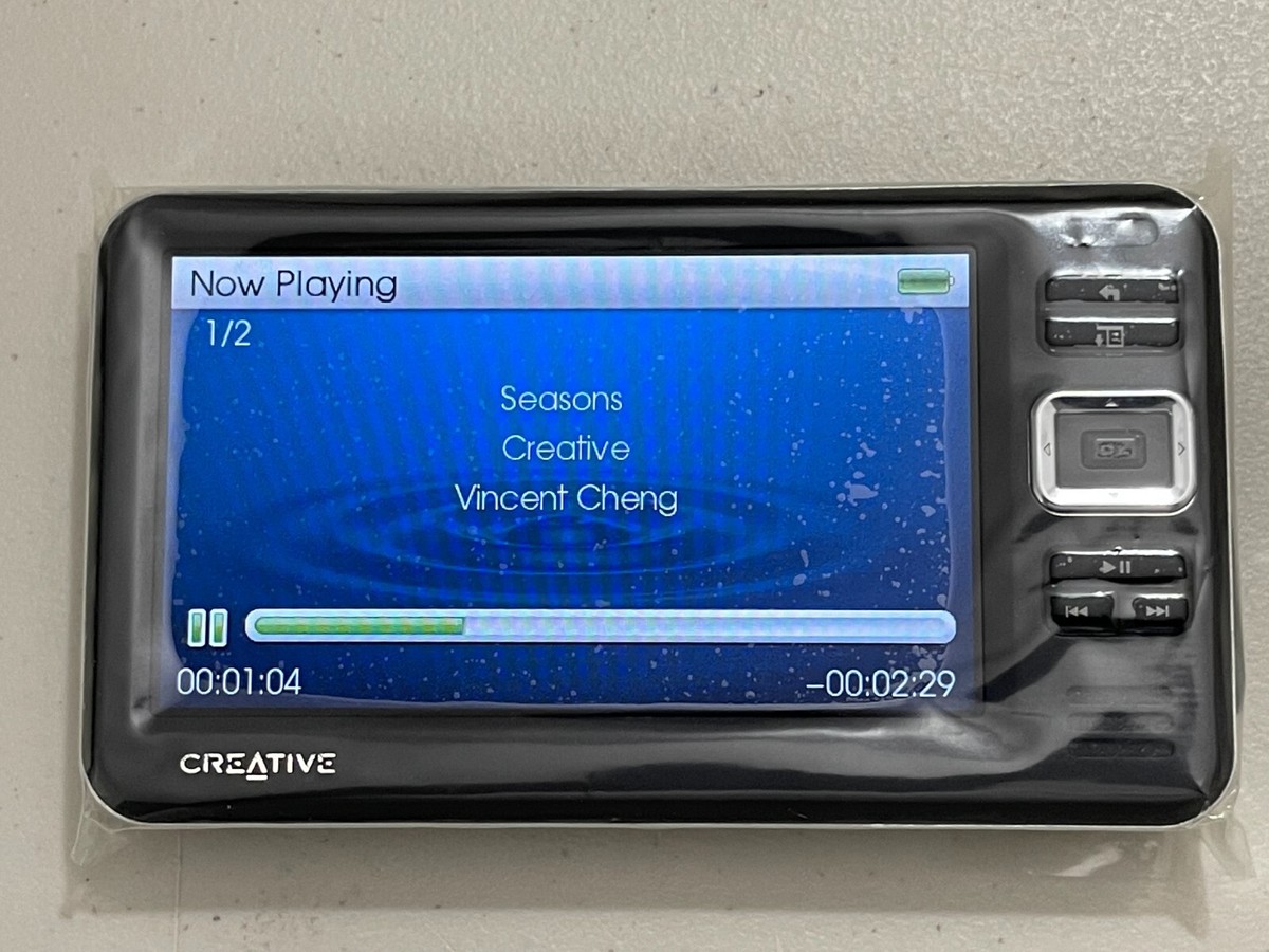 Creative ZEN Vision W Black ( 30 GB ) Digital Media Player for